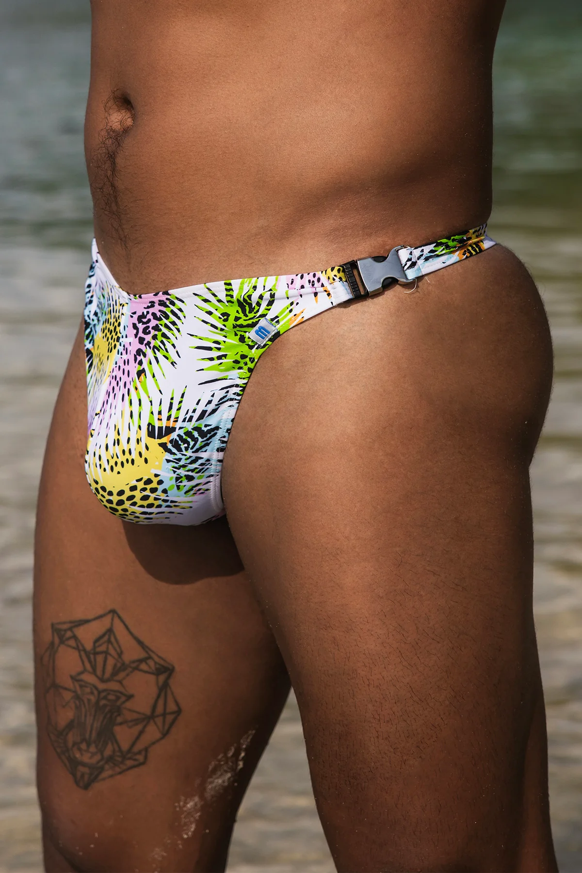 Bond 005 Bond Thong Leopard Palms - Image 4